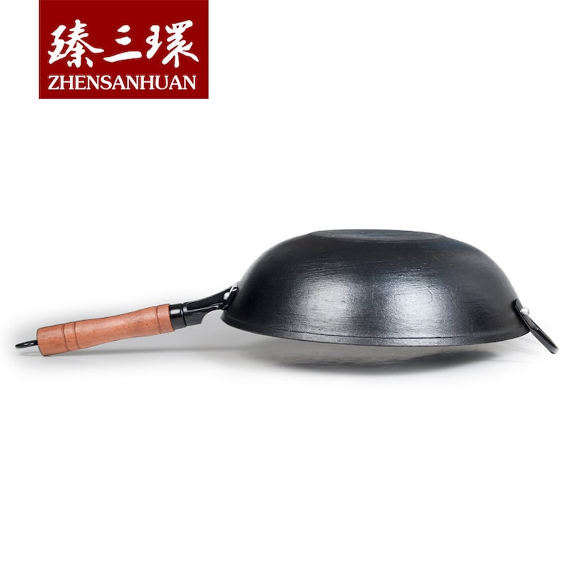 ZhangQiu ZhenSanHuan Chinese Handmade Wook Handle Flat Bottom Cast Iron Wok With Helper